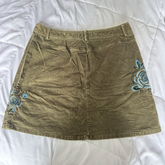 Nine & Co Weekend Embroidered Corduroy Mini Skirt Green Flowers Studded Women 14 - Picture 7 of 7